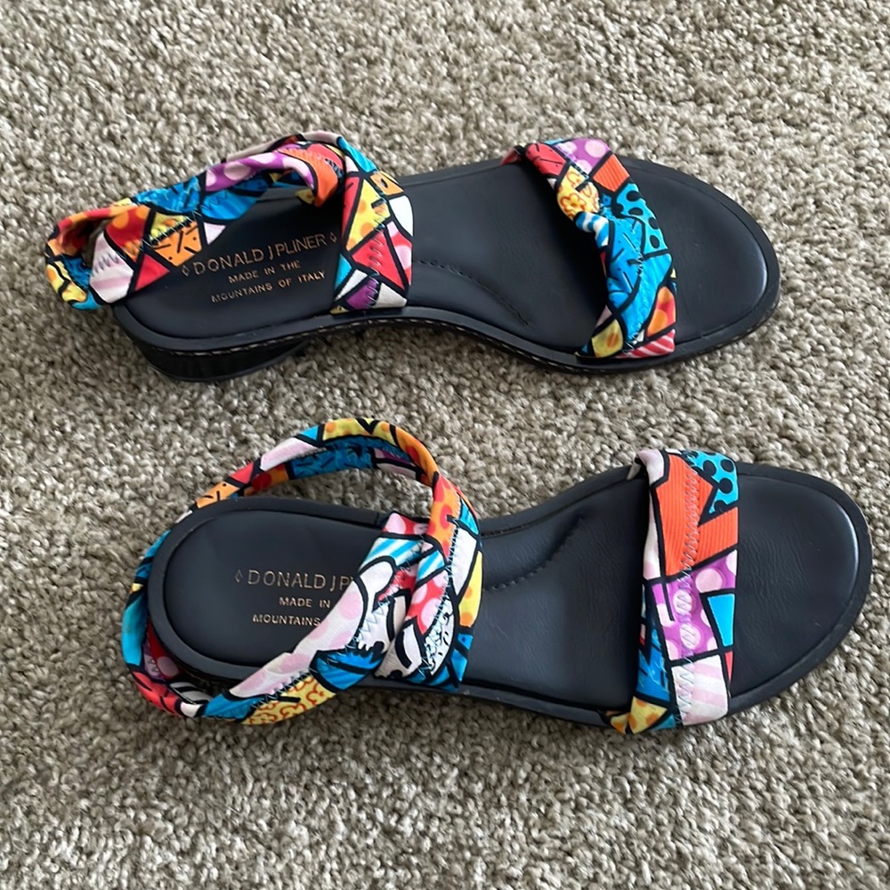 Donal J Pliner Sandals